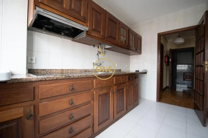 Apartamento T1 para Venda em Póvoa de Varzim, Beiriz e Argivai