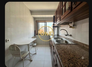 Apartamento T1 para Venda em Póvoa de Varzim, Beiriz e Argivai