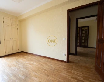 Apartamento T1 para Venda em Póvoa de Varzim, Beiriz e Argivai