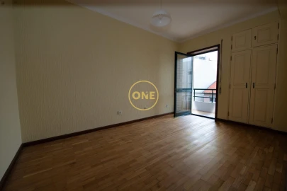 Apartamento T1 para Venda em Póvoa de Varzim, Beiriz e Argivai