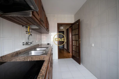 Apartamento T1 para Venda em Póvoa de Varzim, Beiriz e Argivai