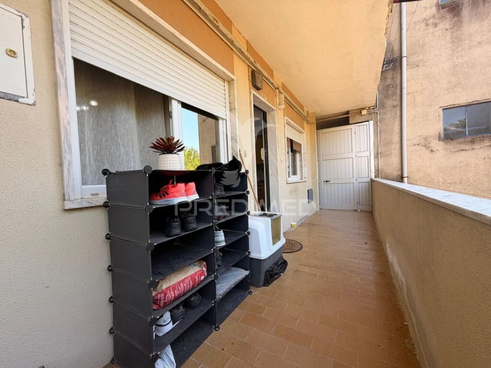 Apartamento T2 para Venda em Palmela Foto 16
