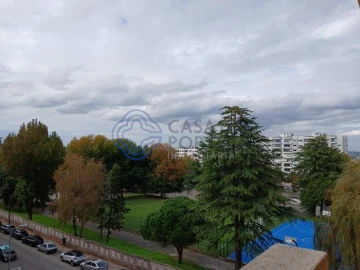 Apartamento T1 para Arrendamento em Paranhos