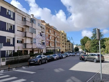 Apartamento T1 para Arrendamento em Paranhos