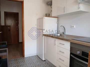Apartamento T1 para Arrendamento em Paranhos