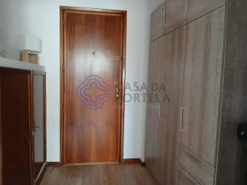 Apartamento T1 para Arrendamento em Paranhos