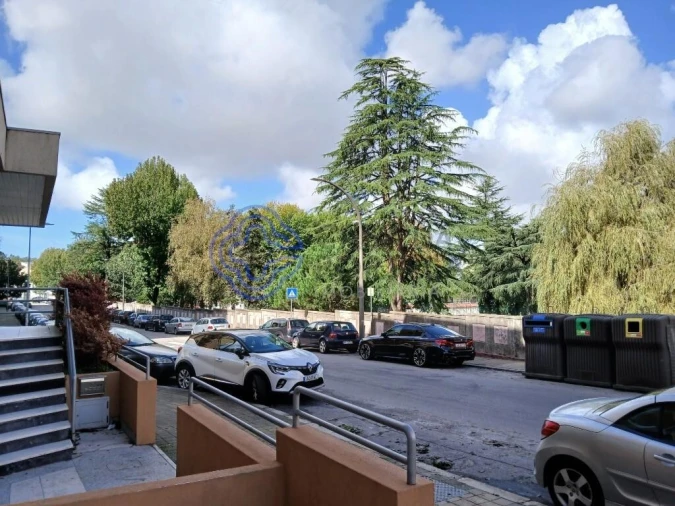 Apartamento T1 para Arrendamento em Paranhos Foto 5