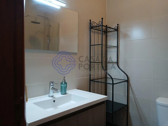 Apartamento T1 para Arrendamento em Paranhos Foto 19