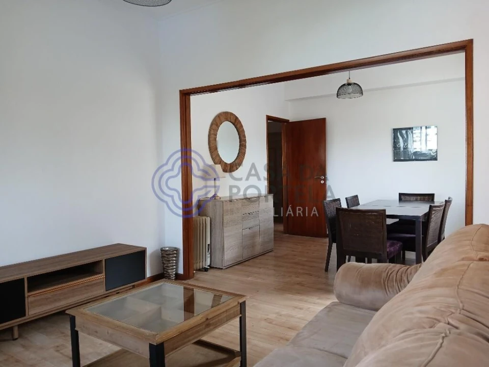 Apartamento T1 para Arrendamento em Paranhos Foto 17