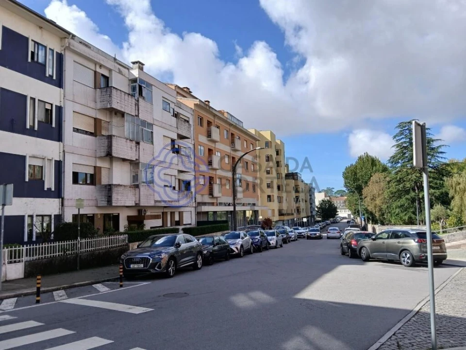Apartamento T1 para Arrendamento em Paranhos Foto 3