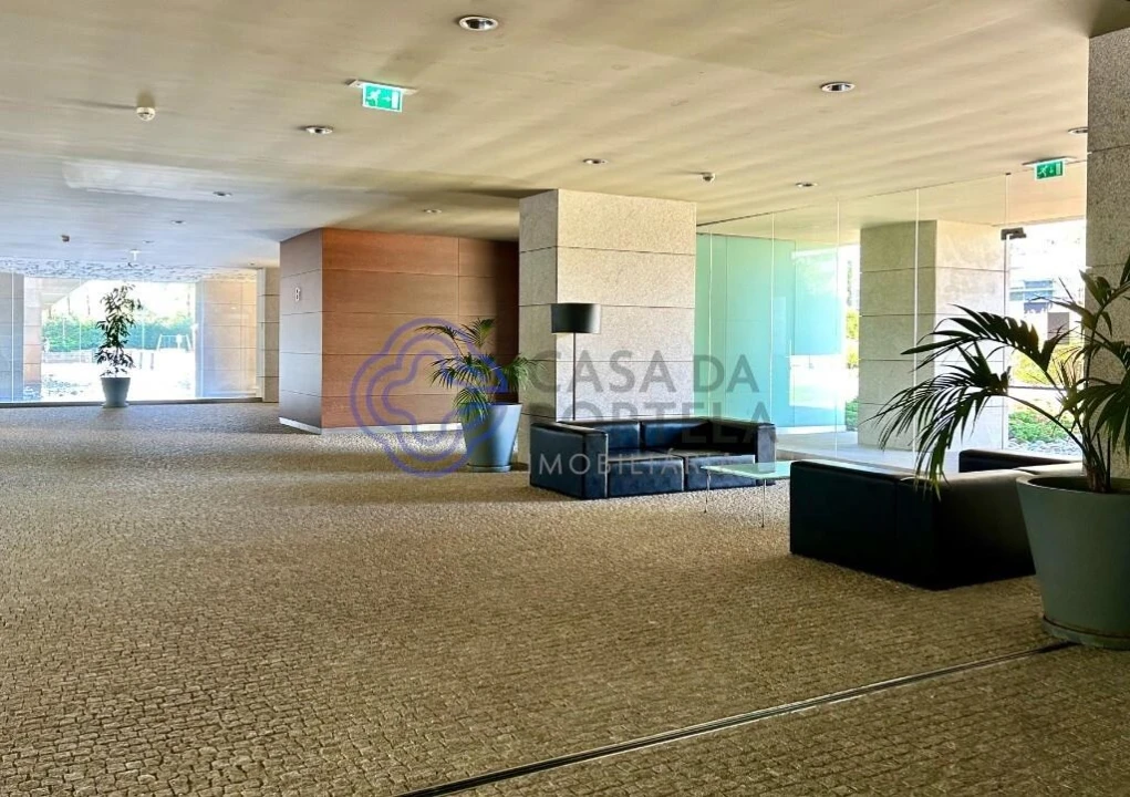 Apartamento T4 para Venda em Santa Marinha e São Pedro da Afurada Foto 8