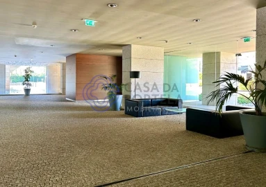 Apartamento T4 para Venda em Santa Marinha e São Pedro da Afurada