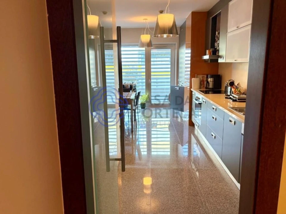Apartamento T4 para Venda em Santa Marinha e São Pedro da Afurada Foto 18
