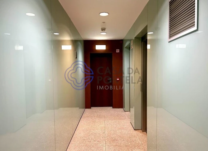 Apartamento T4 para Venda em Santa Marinha e São Pedro da Afurada Foto 11