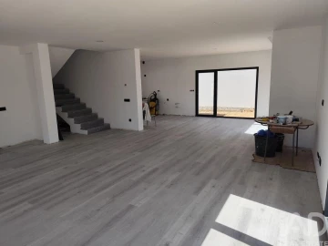 Moradia T3 para Venda em Chão de Couce