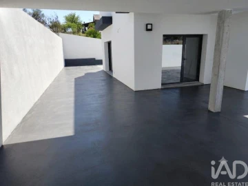 Moradia T3 para Venda em Chão de Couce