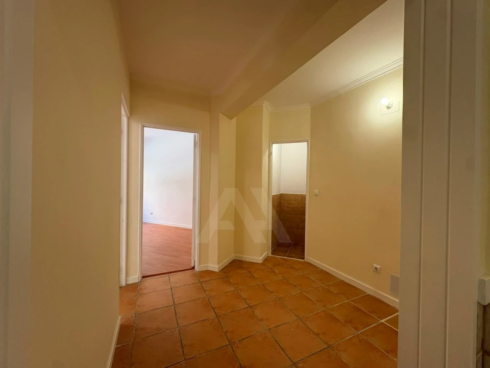Apartamento T2 para Venda em Algueirão-Mem Martins Foto 6