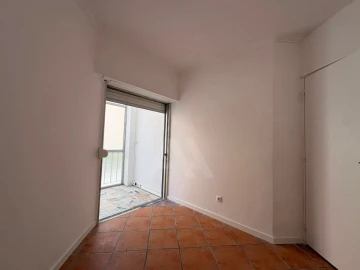 Apartamento T2 para Venda em Algueirão-Mem Martins