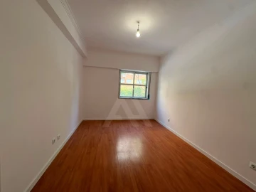 Apartamento T2 para Venda em Algueirão-Mem Martins