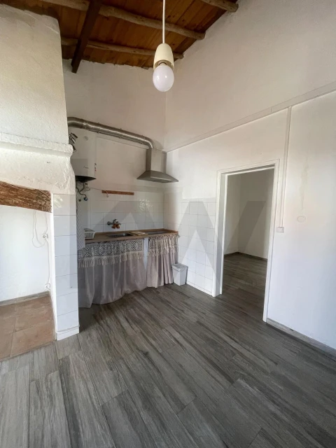 Moradia T1 para Venda em Capelins (Santo Antonio)