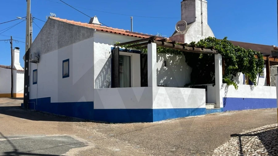 Moradia T1 para Venda em Capelins (Santo Antonio)
