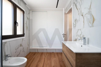 Apartamento T3 para Venda em Albufeira e Olhos de Água