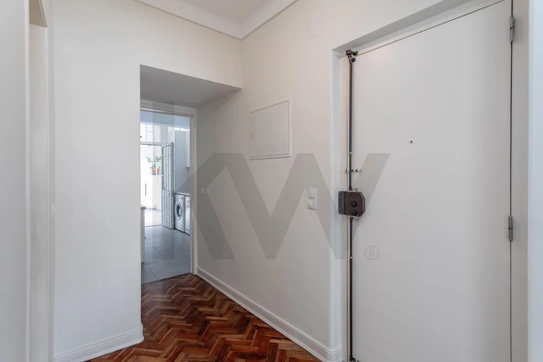 Apartamento T1 para Arrendamento em Avenidas Novas Foto 16