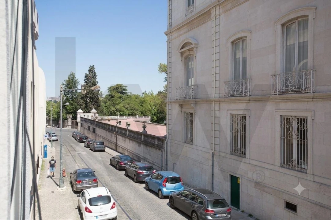 Apartamento T1 para Arrendamento em Avenidas Novas Foto 8