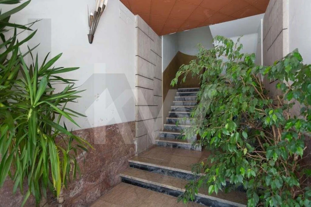 Apartamento T1 para Arrendamento em Avenidas Novas Foto 32