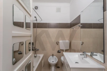 Apartamento T1 para Arrendamento em Avenidas Novas