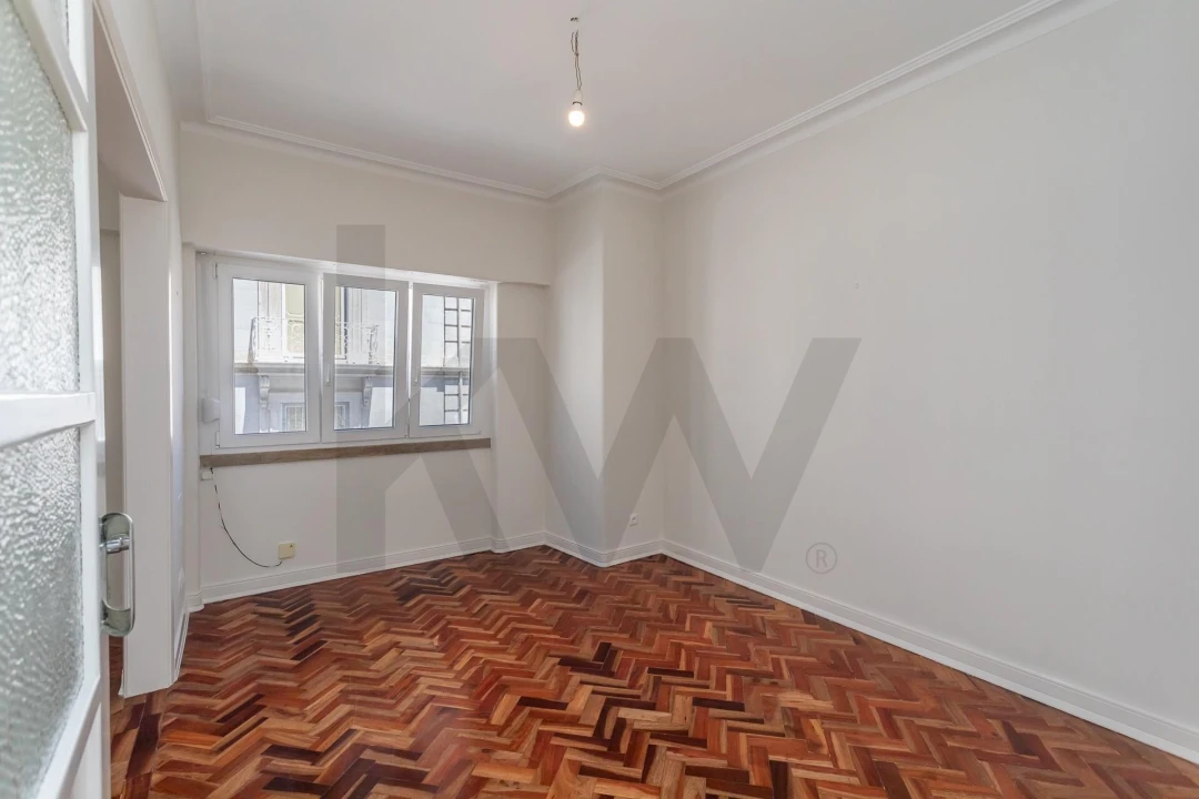 Apartamento T1 para Arrendamento em Avenidas Novas Foto 10