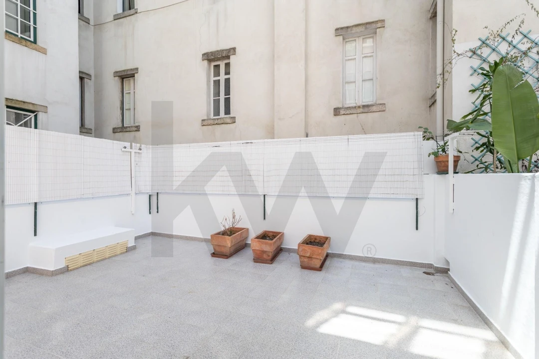 Apartamento T1 para Arrendamento em Avenidas Novas Foto 29