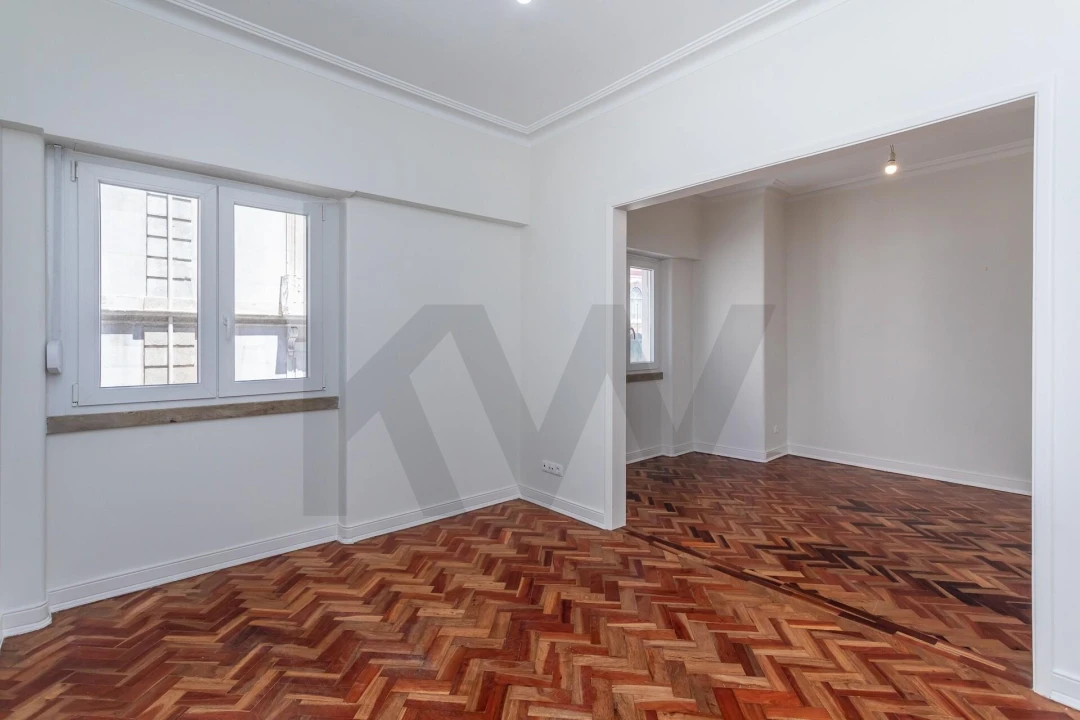 Apartamento T1 para Arrendamento em Avenidas Novas Foto 5
