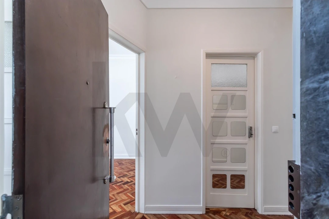 Apartamento T1 para Arrendamento em Avenidas Novas Foto 24