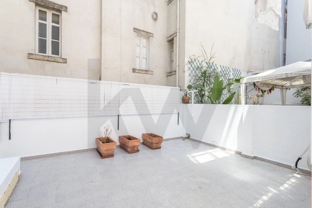 Apartamento T1 para Arrendamento em Avenidas Novas Foto 3