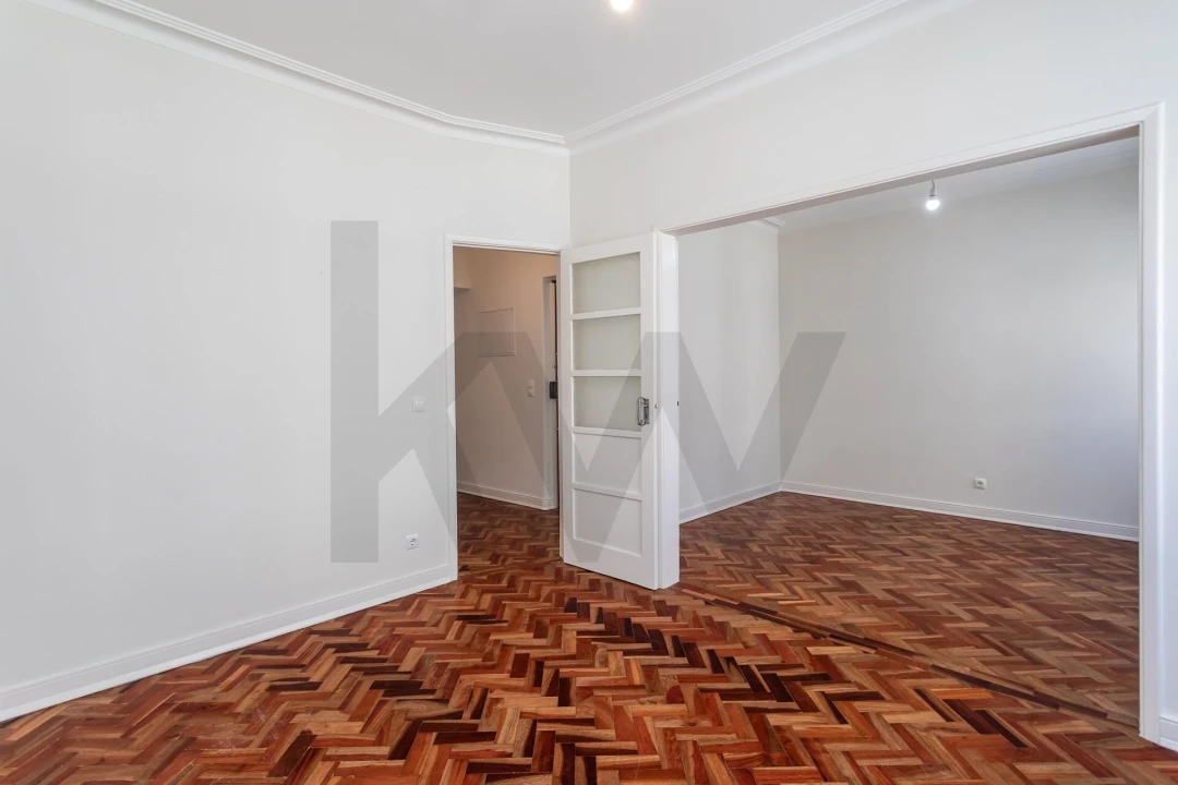 Apartamento T1 para Arrendamento em Avenidas Novas Foto 11