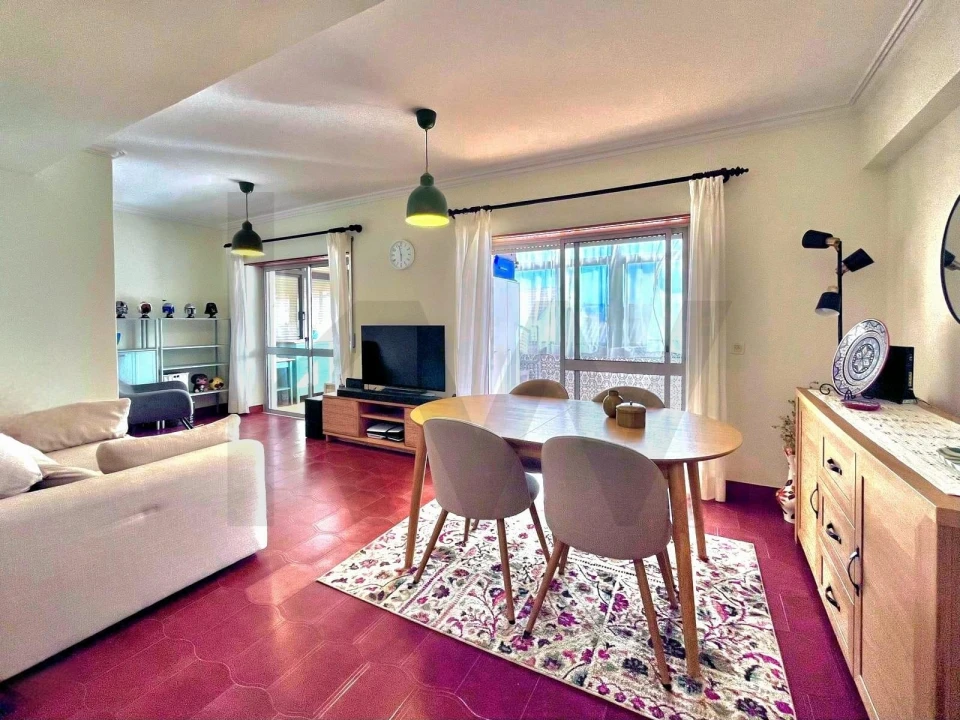 Apartamento T2 para Venda em Almada, Cova da Piedade, Pragal e Cacilhas Foto 1