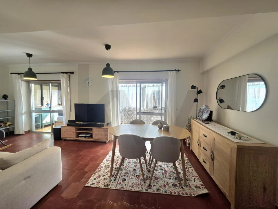 Apartamento T2 para Venda em Almada, Cova da Piedade, Pragal e Cacilhas Foto 2