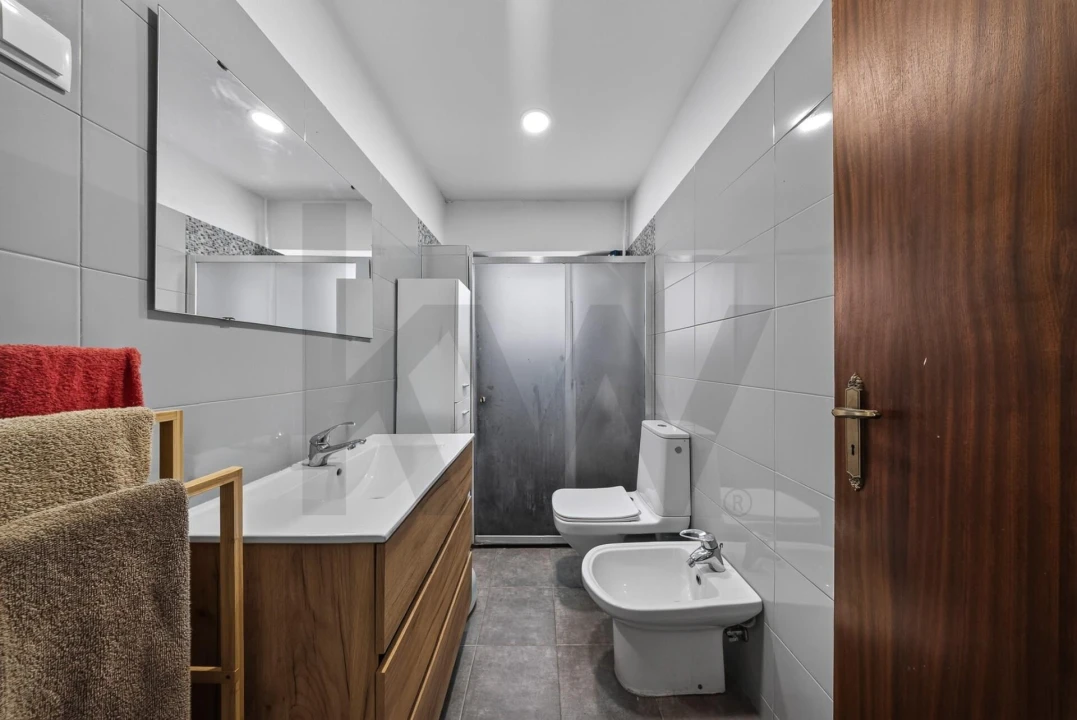 Apartamento T2 para Venda em Amora Foto 7