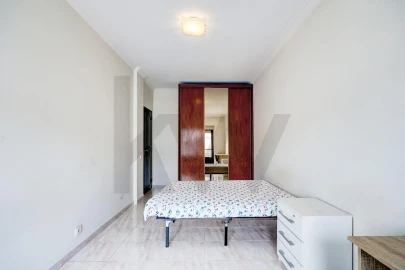 Apartamento T3 para Venda em Caparica e Trafaria