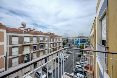 Apartamento T3 para Venda em Caparica e Trafaria