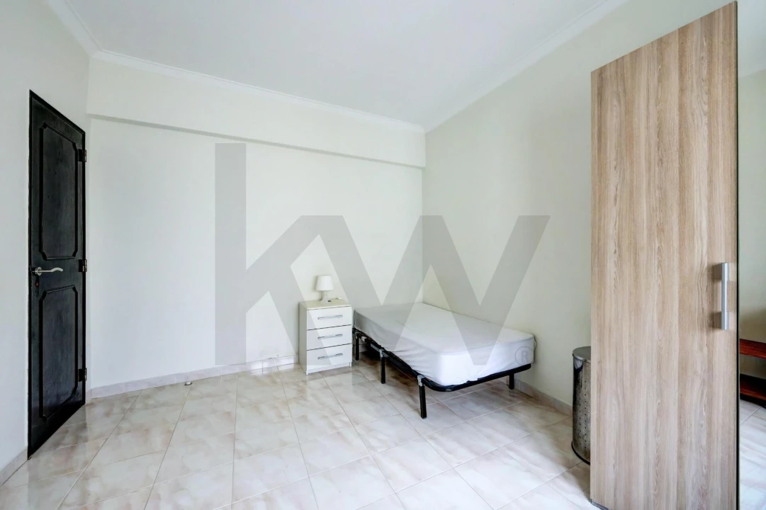 Apartamento T3 para Venda em Caparica e Trafaria Foto 8