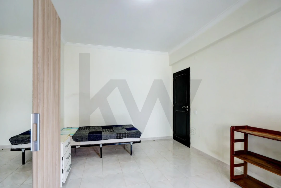 Apartamento T3 para Venda em Caparica e Trafaria Foto 11