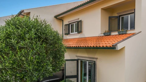 Moradia T4 para Venda em Oliveira do Bairro