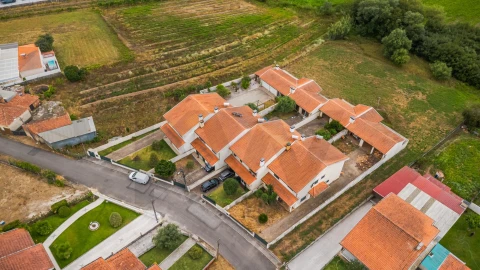 Moradia T4 para Venda em Oliveira do Bairro