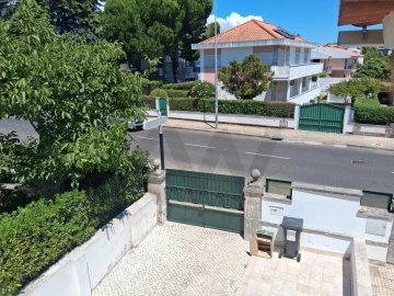 Apartamento T2 para Arrendamento em Oeiras e São Julião da Barra, Paço de Arcos e Caxias