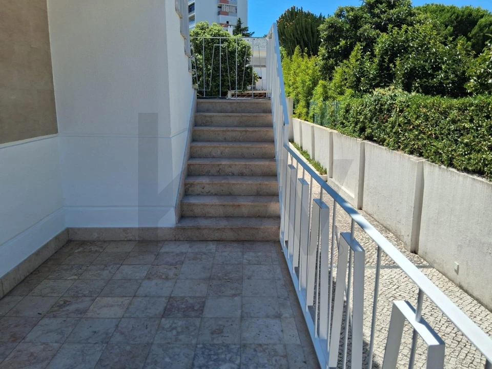 Apartamento T2 para Arrendamento em Oeiras e São Julião da Barra, Paço de Arcos e Caxias Foto 5
