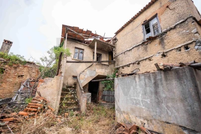 Quinta T3 para Venda em Sazes do Lorvão