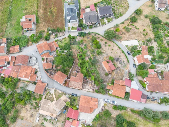 Quinta T3 para Venda em Sazes do Lorvão Foto 4