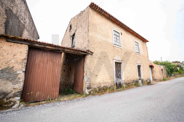 Quinta T3 para Venda em Sazes do Lorvão Foto 20